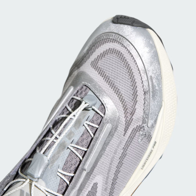 adidas Holo Peak - Core Black/Iron Metallic/Cloud White