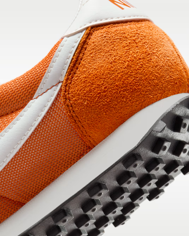 Nike LD-1000 - Campfire Orange/Black/Sail-Preorder Item-Navy Selected Shop