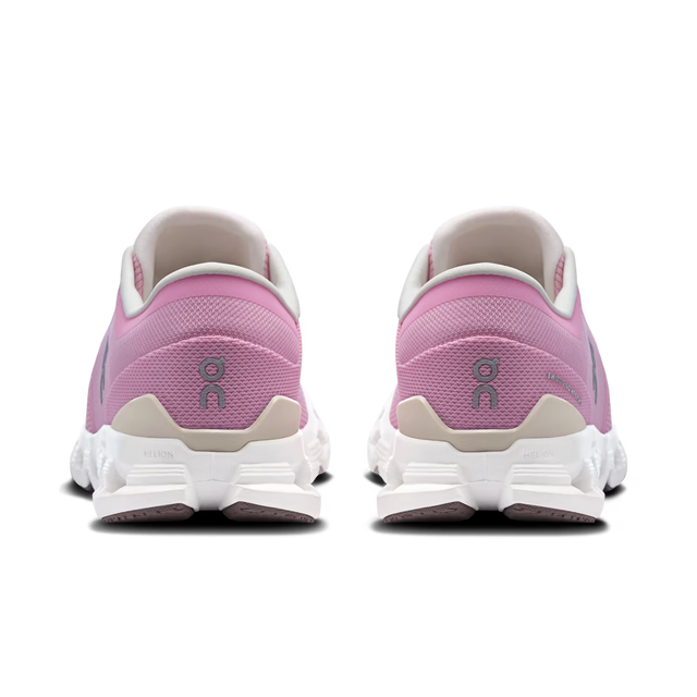 On WMNS Cloud X 4 - Petal/Sand