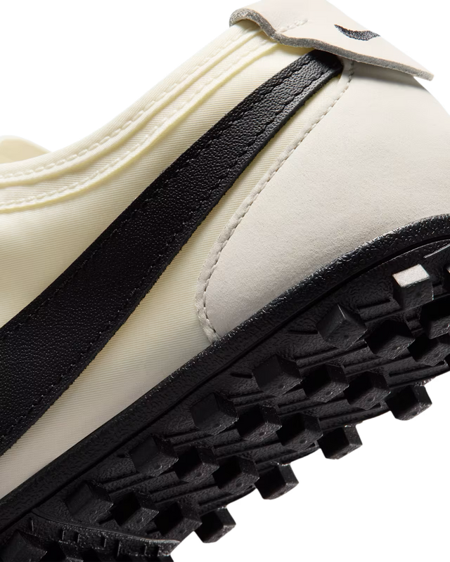 Nike WMNS Moon Shoe OG SP - Soft Pearl/Black-Preorder Item-Navy Selected Shop