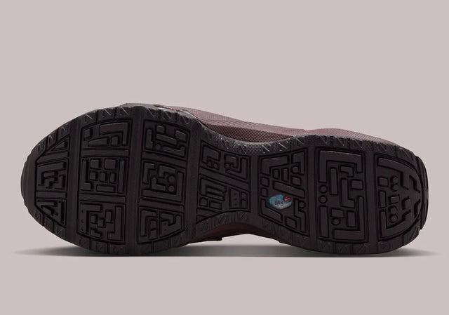 Nike WMNS Air Max Phenomena - Burgundy Crush/Burgundy Ash/Black/Metallic Silver-Preorder Item-Navy Selected Shop