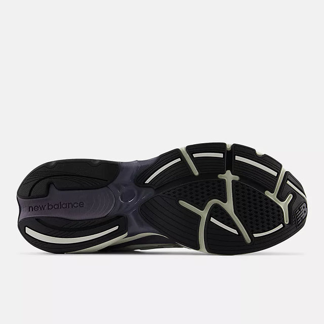New Balance U20107SQ