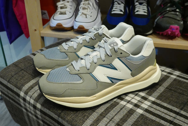 New Balance M5740LLG-Sneakers-Navy Selected Shop