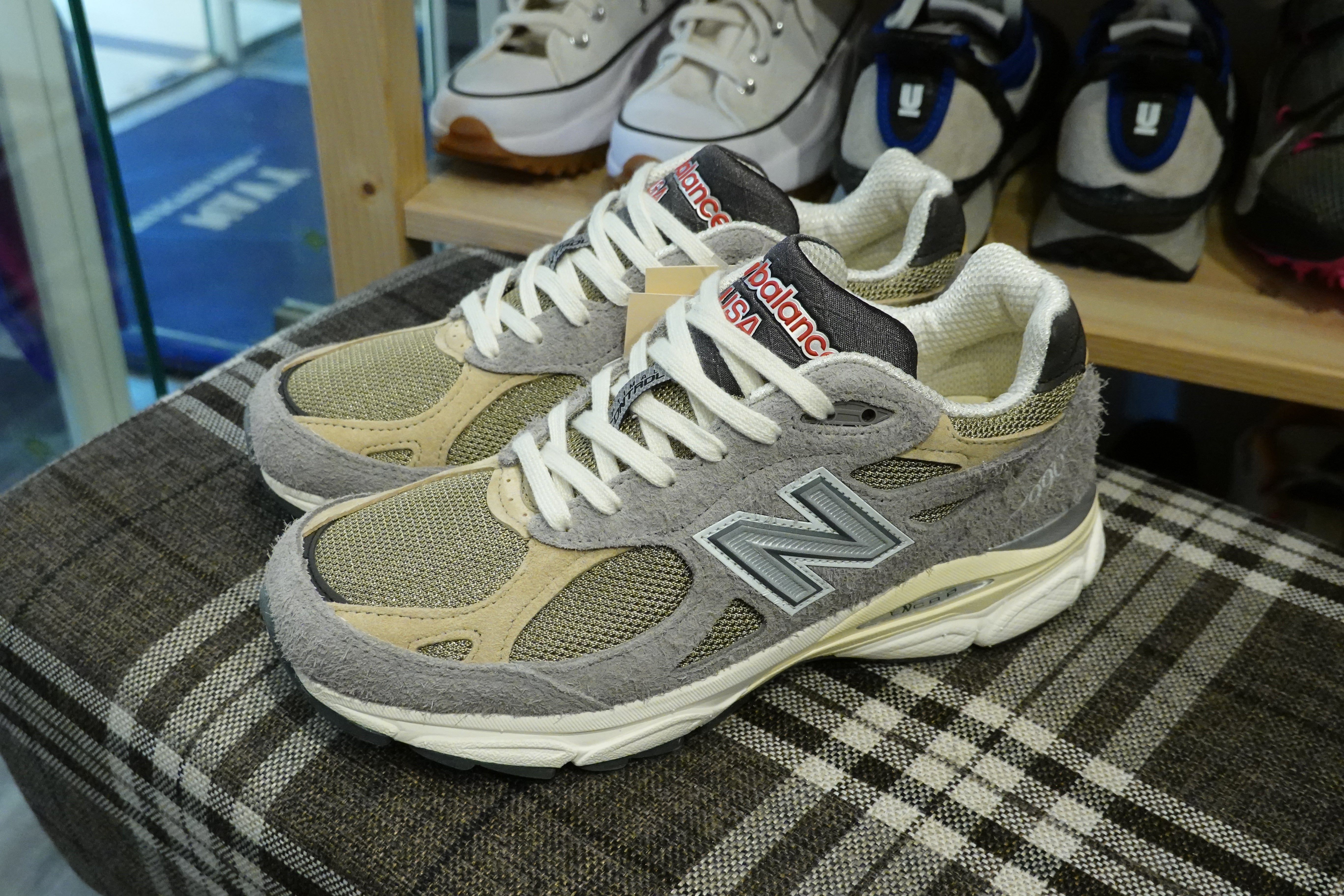 テディ・サンティス x ニューバランス M990TG3 Made in USA – Navy Selected