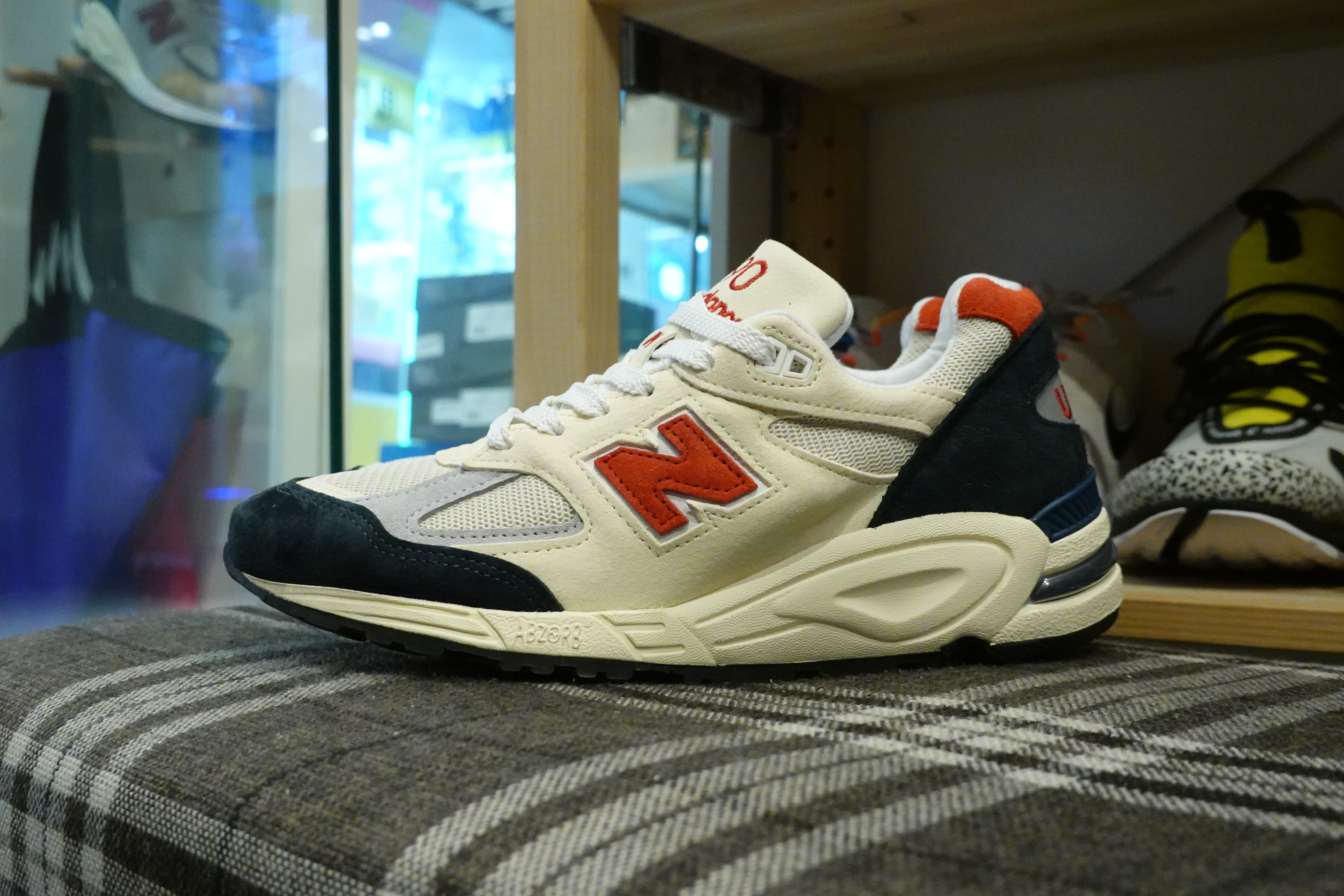 セールの定価 NEW BALANCE「ニューバランス」MADE IN USA M990TA2 - 靴