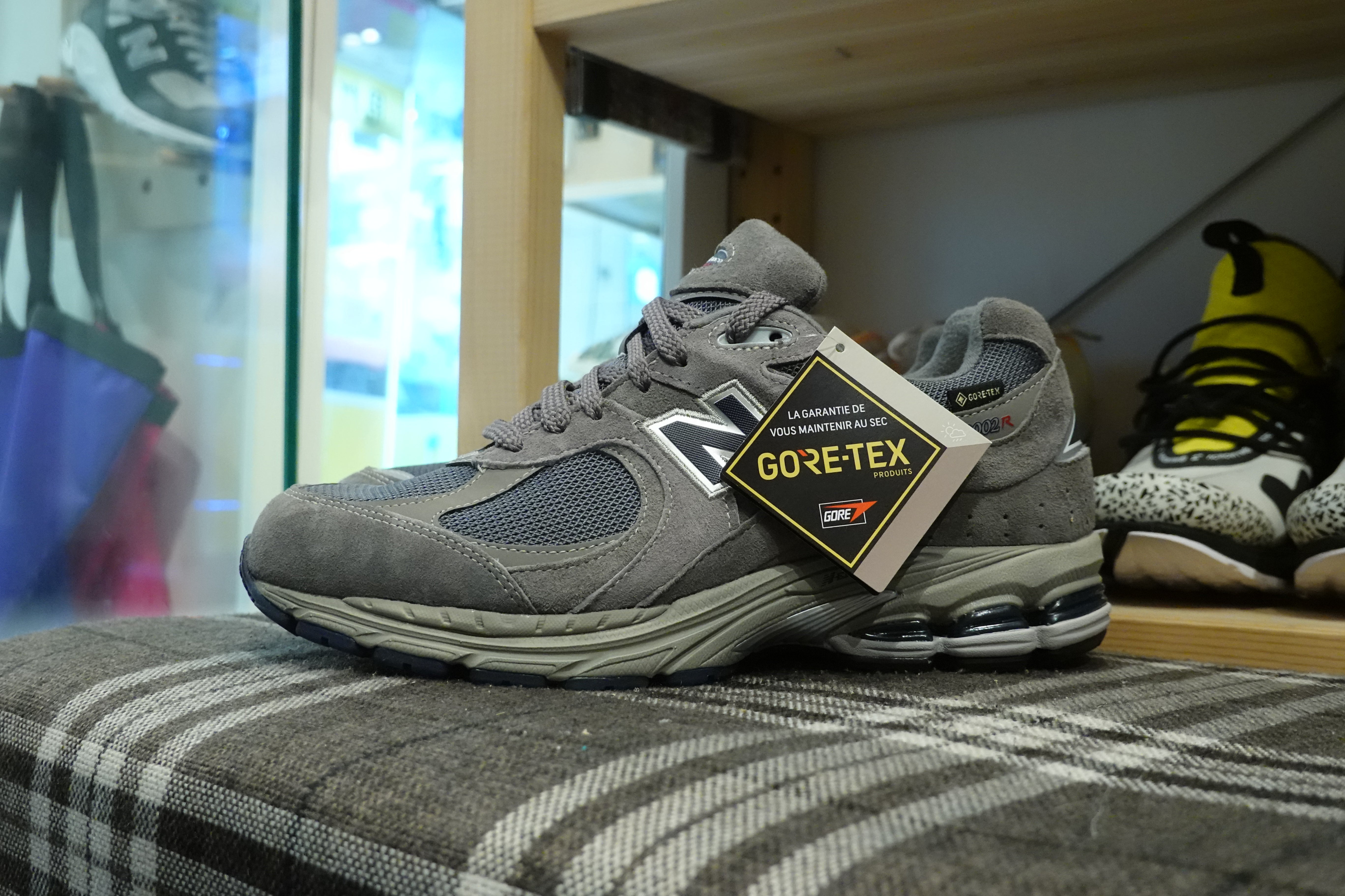 New Balance M2002RXC 27.5cm GORETEX