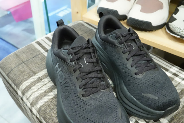 Hoka One One Bondi 8 - Black-Preorder Item-Navy Selected Shop