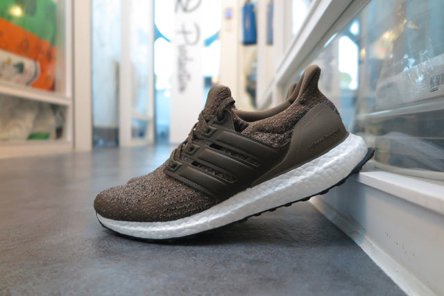 adidas Ultra Boost 3.0 "Real Leather Caged" - Trace Olive/Trace Khaki-Sneakers-Navy Selected Shop