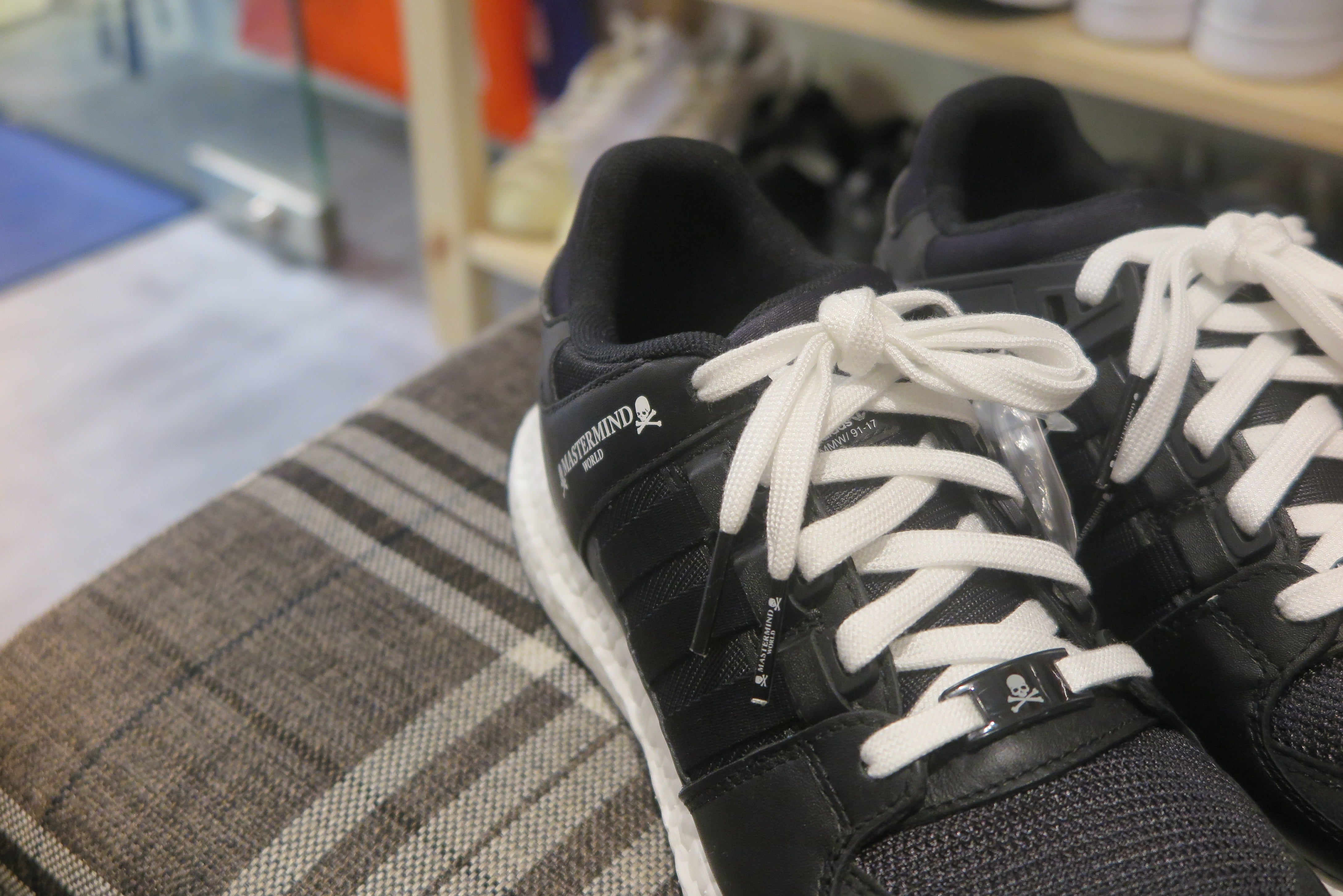 adidas eqt support core black