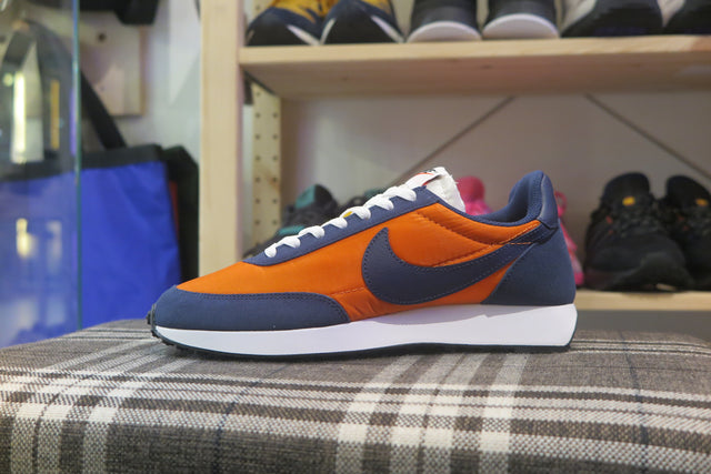 Nike Air Tailwind 79 - Starfish/Midnight Navy/White/Black-Sneakers-Navy Selected Shop