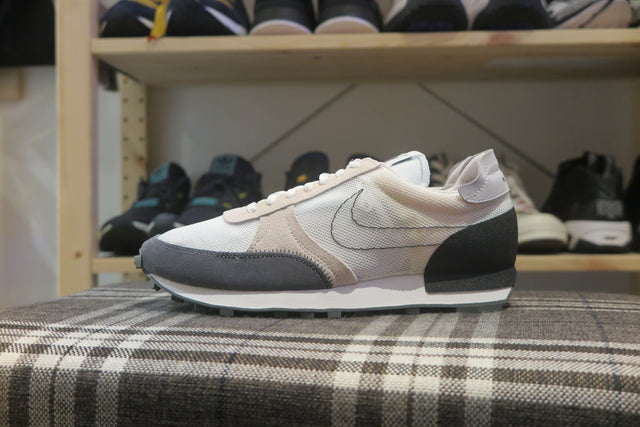 Nike Daybreak Type - Summit White/Black/Light Orewood Brown-Sneakers-Navy Selected Shop