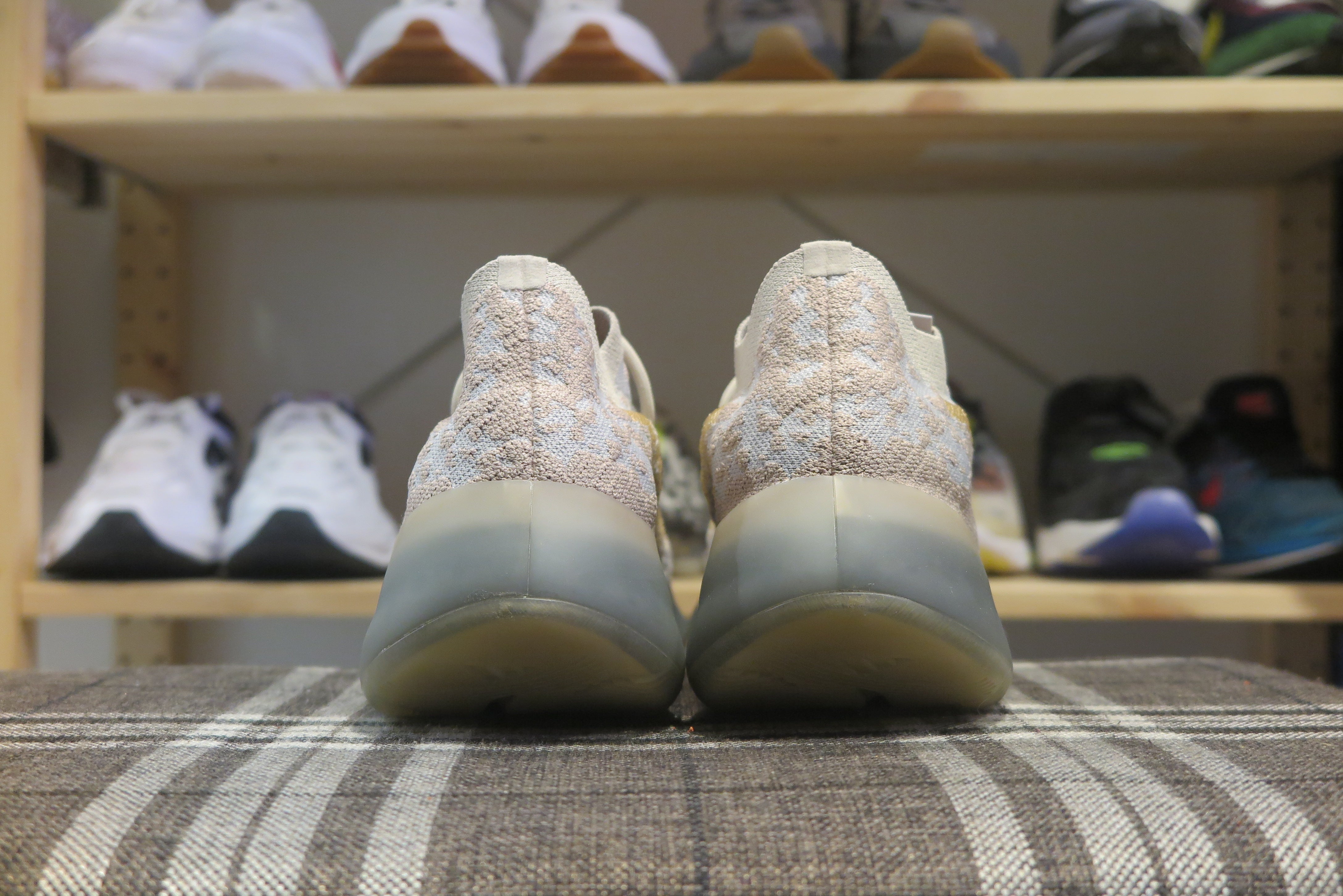 adidas Yeezy Boost 380 - ペッパー #FZ1269